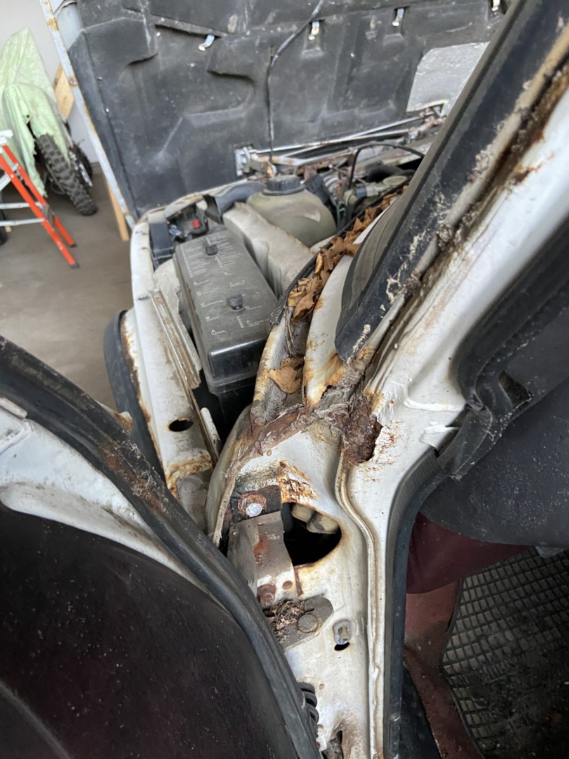 AEC19B20-98E2-4ED5-8A66-28A797C31FE3