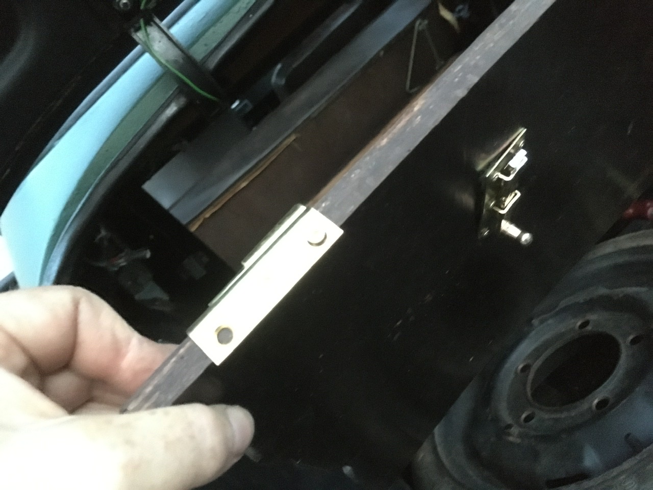 057C895A-3045-45DD-90AD-FF415CE55DAF